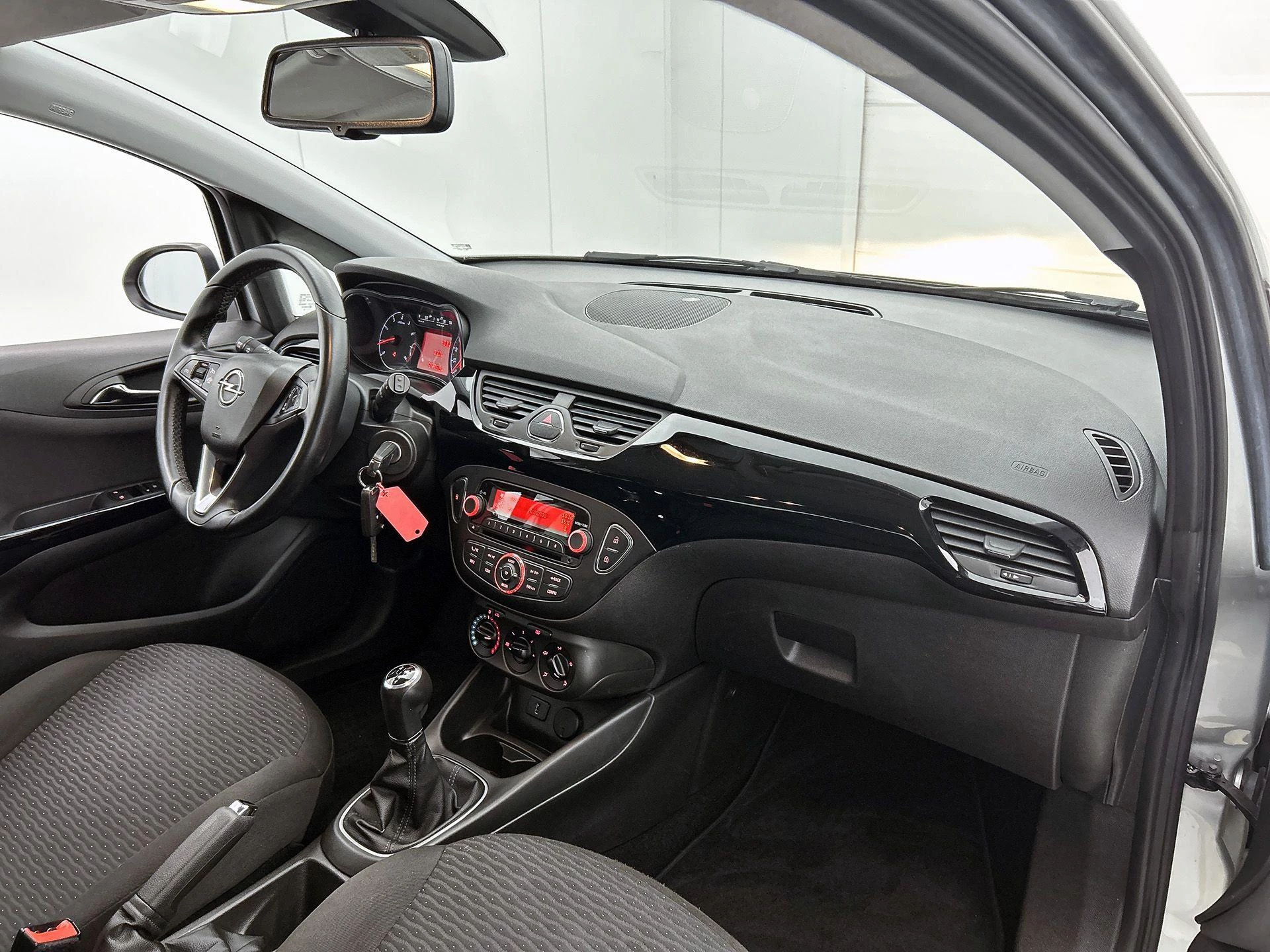 Opel-Corsa-image-9