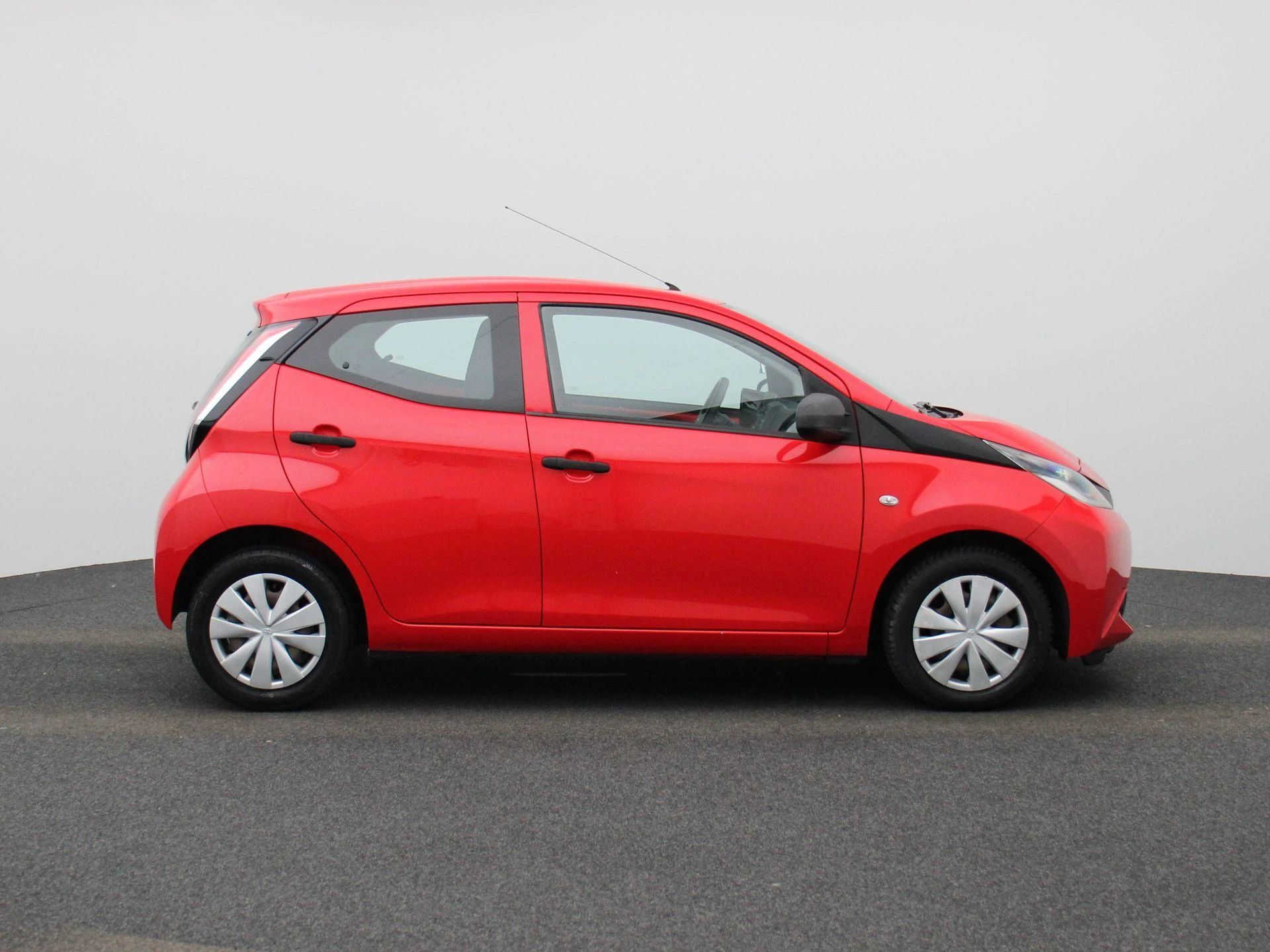 Toyota-Aygo-image-5