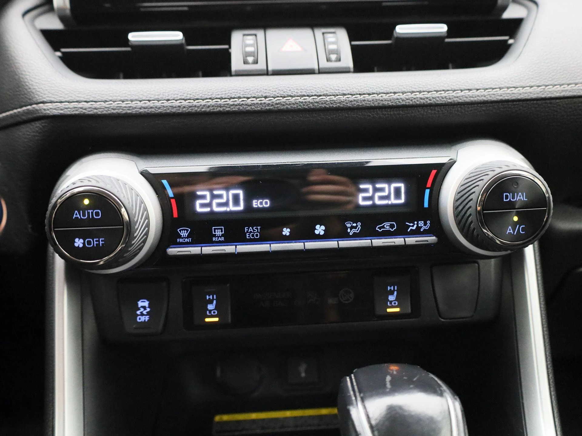 Toyota-RAV4-image-16