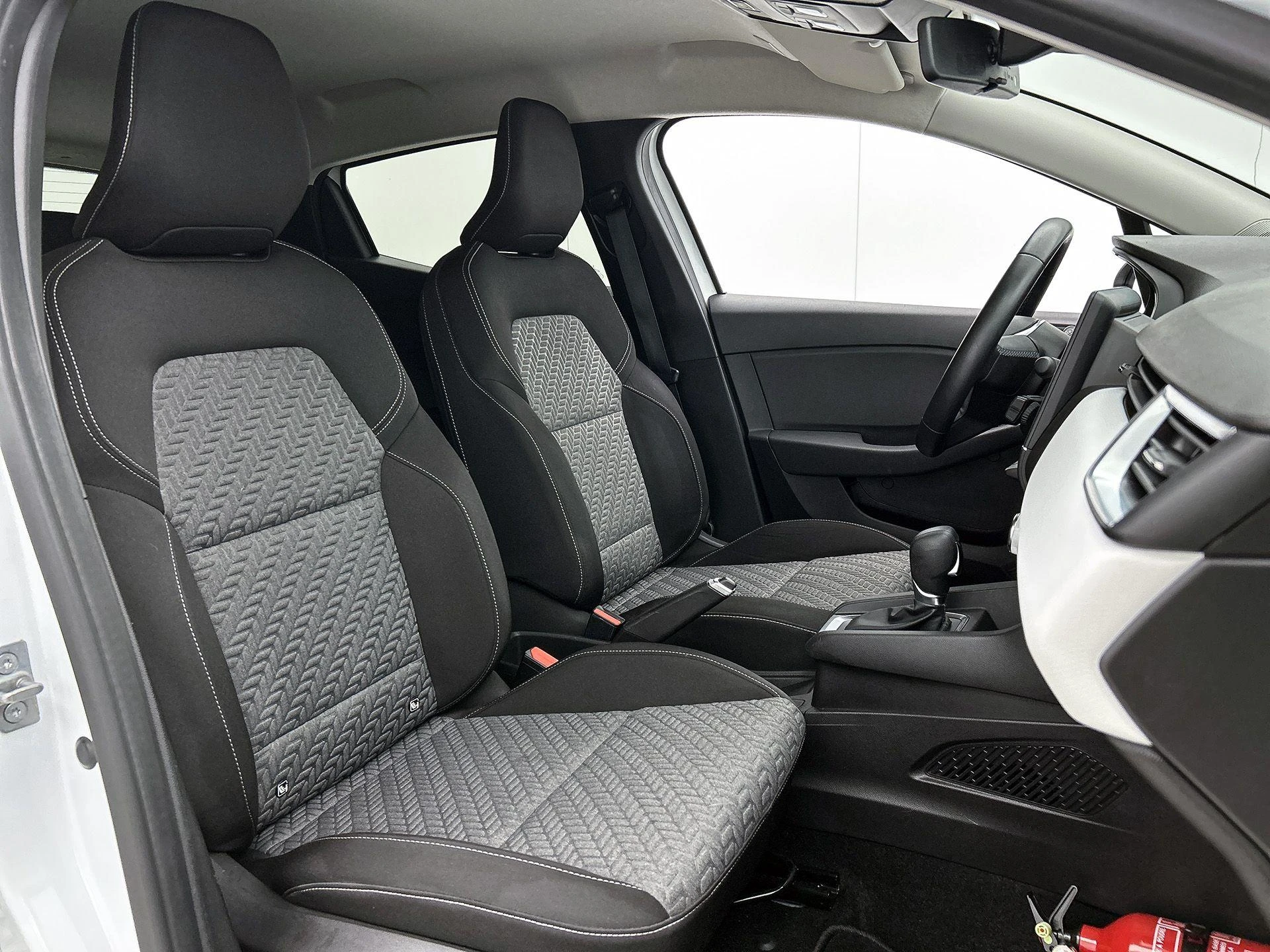 Renault-Clio-image-34