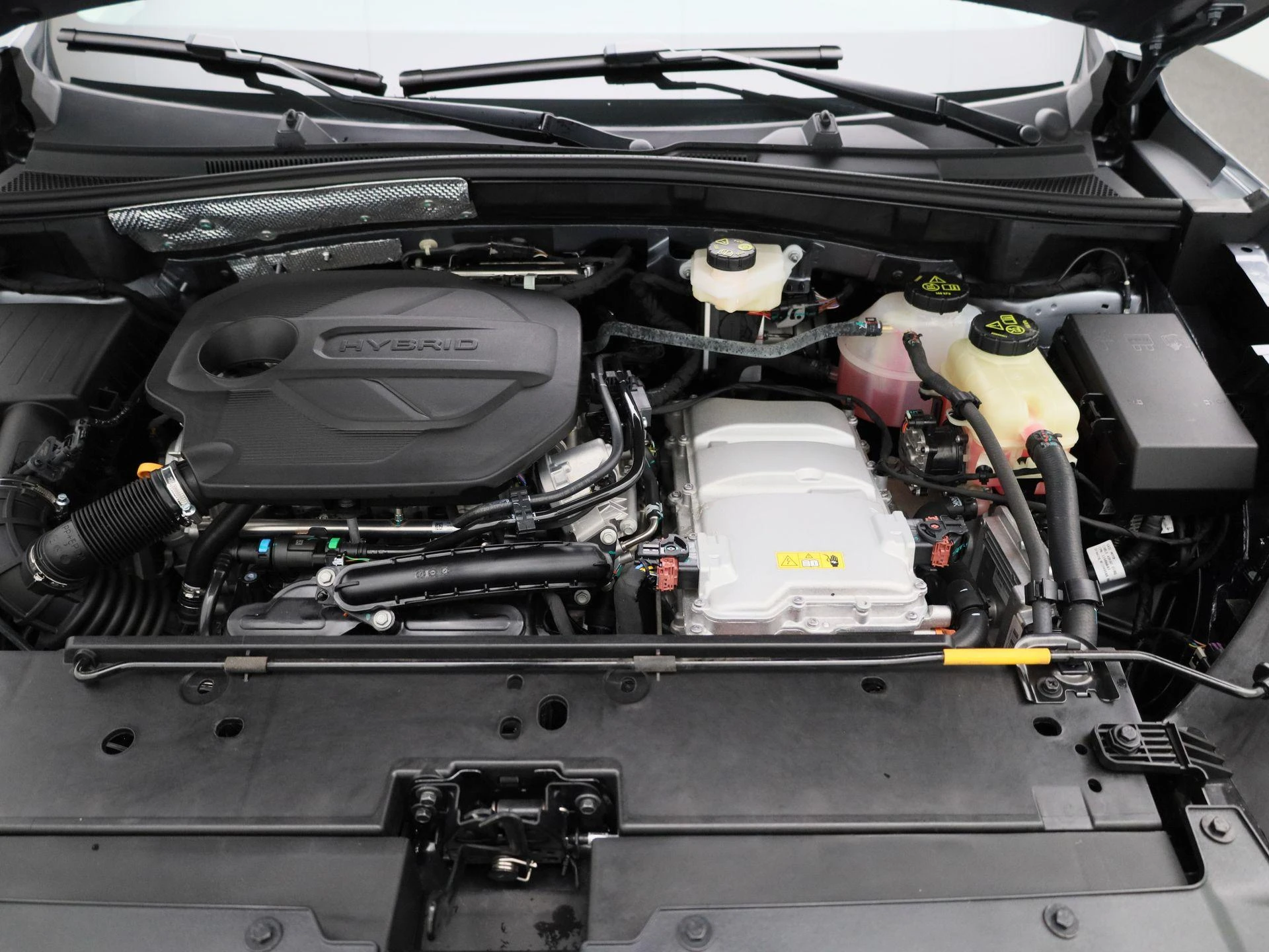 MG-ZS-image-29