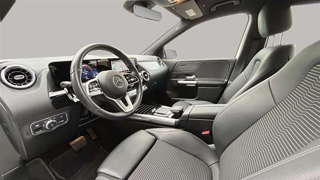 Mercedes-Benz-B-Klasse-image-11