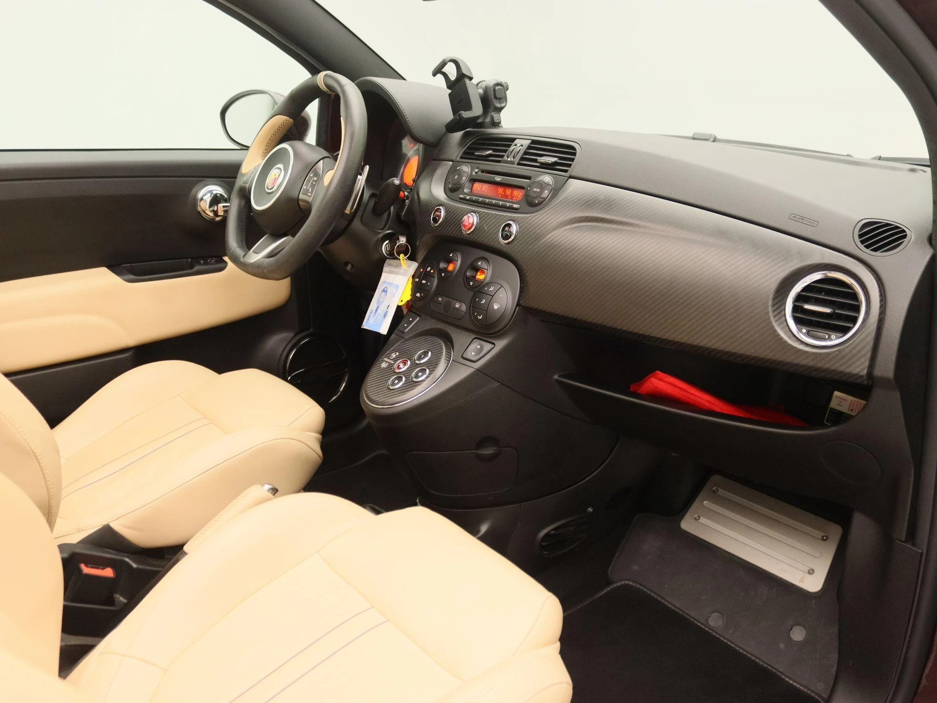 Abarth-695-image-20