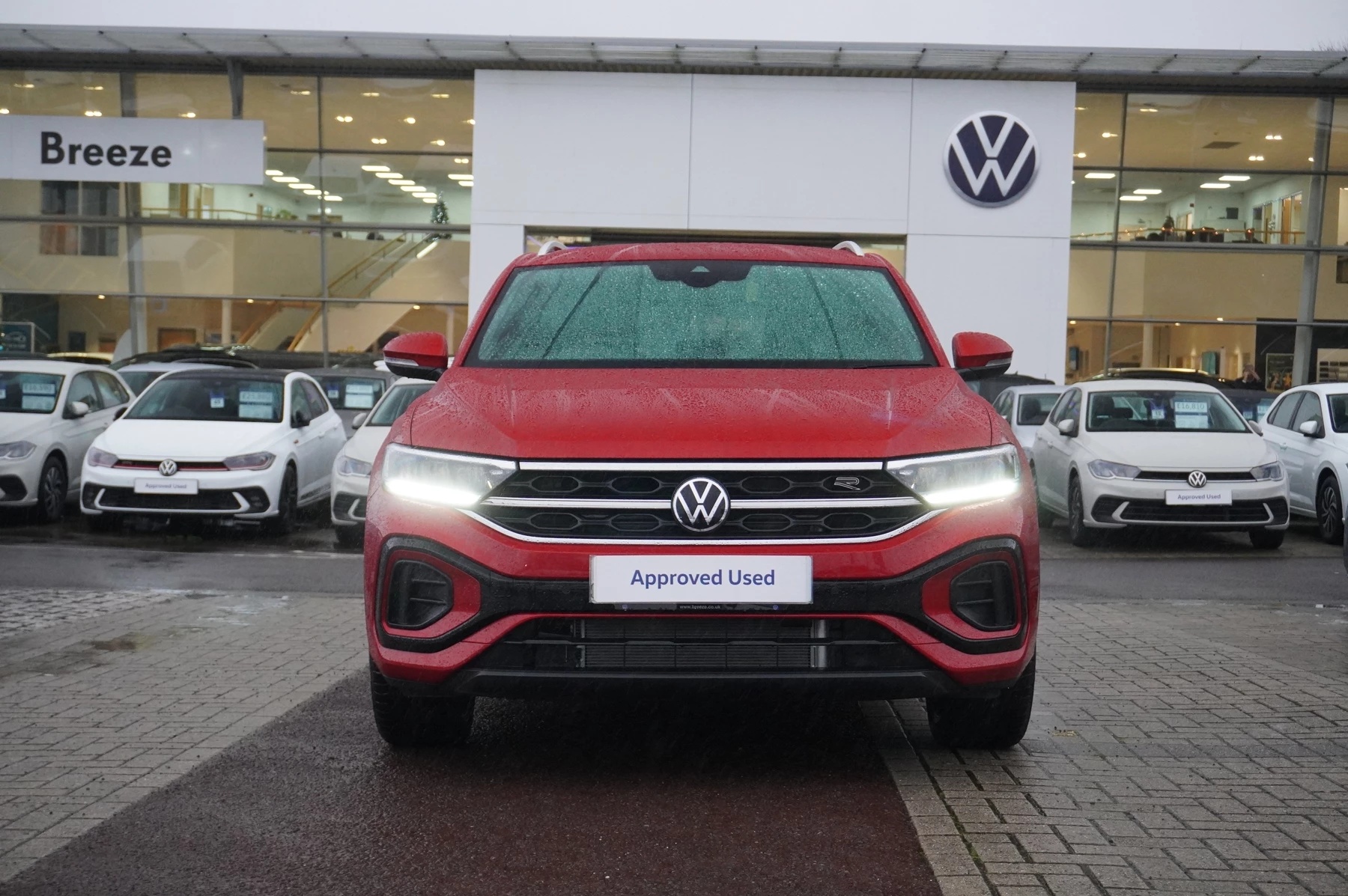 Volkswagen-T-Roc-image-6