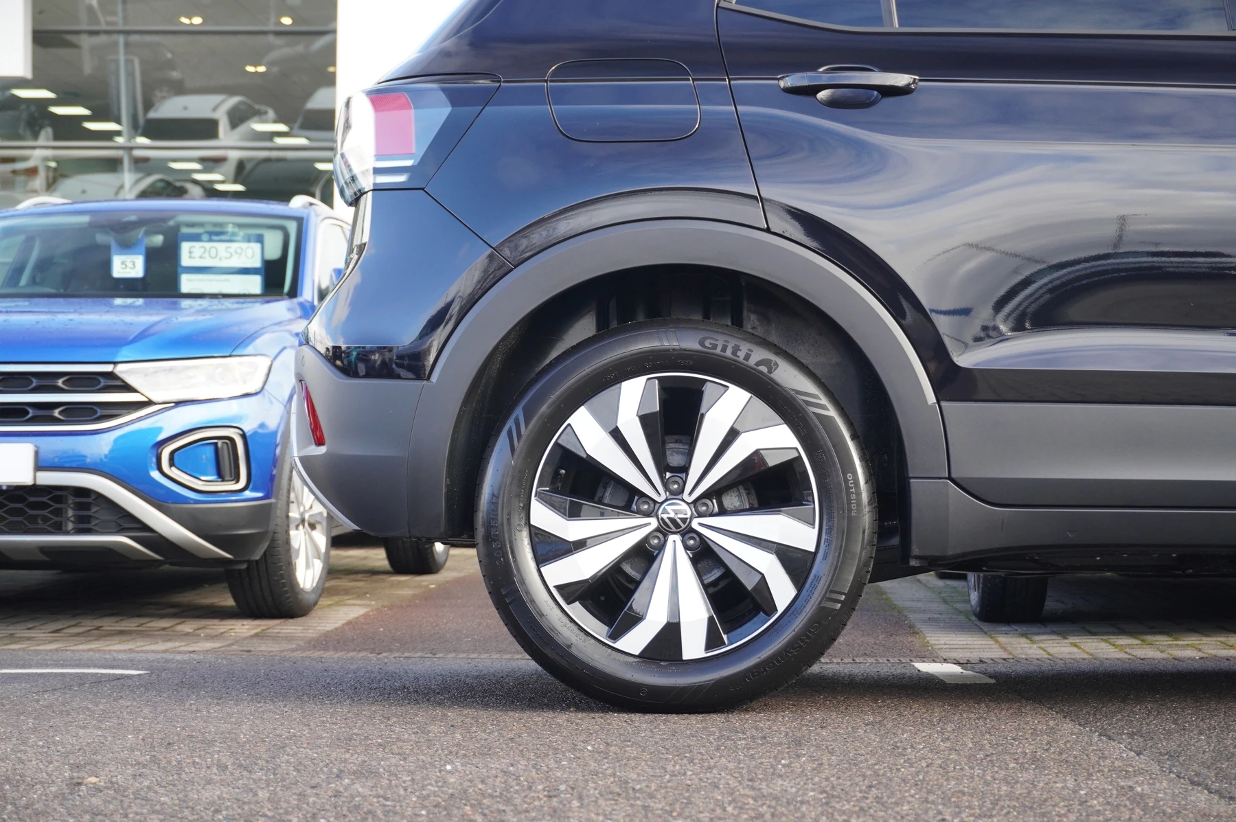 Volkswagen-T-Cross-image-21