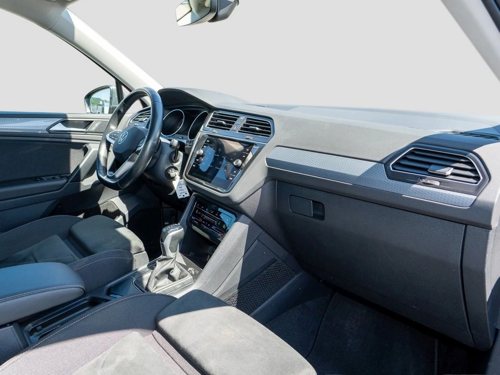 Volkswagen-Tiguan-image-7