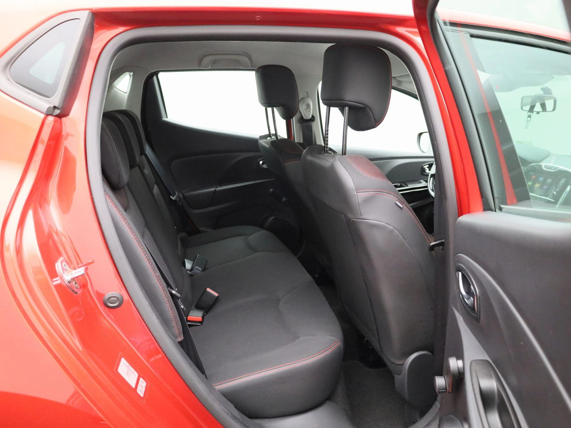 Renault-Clio-image-30