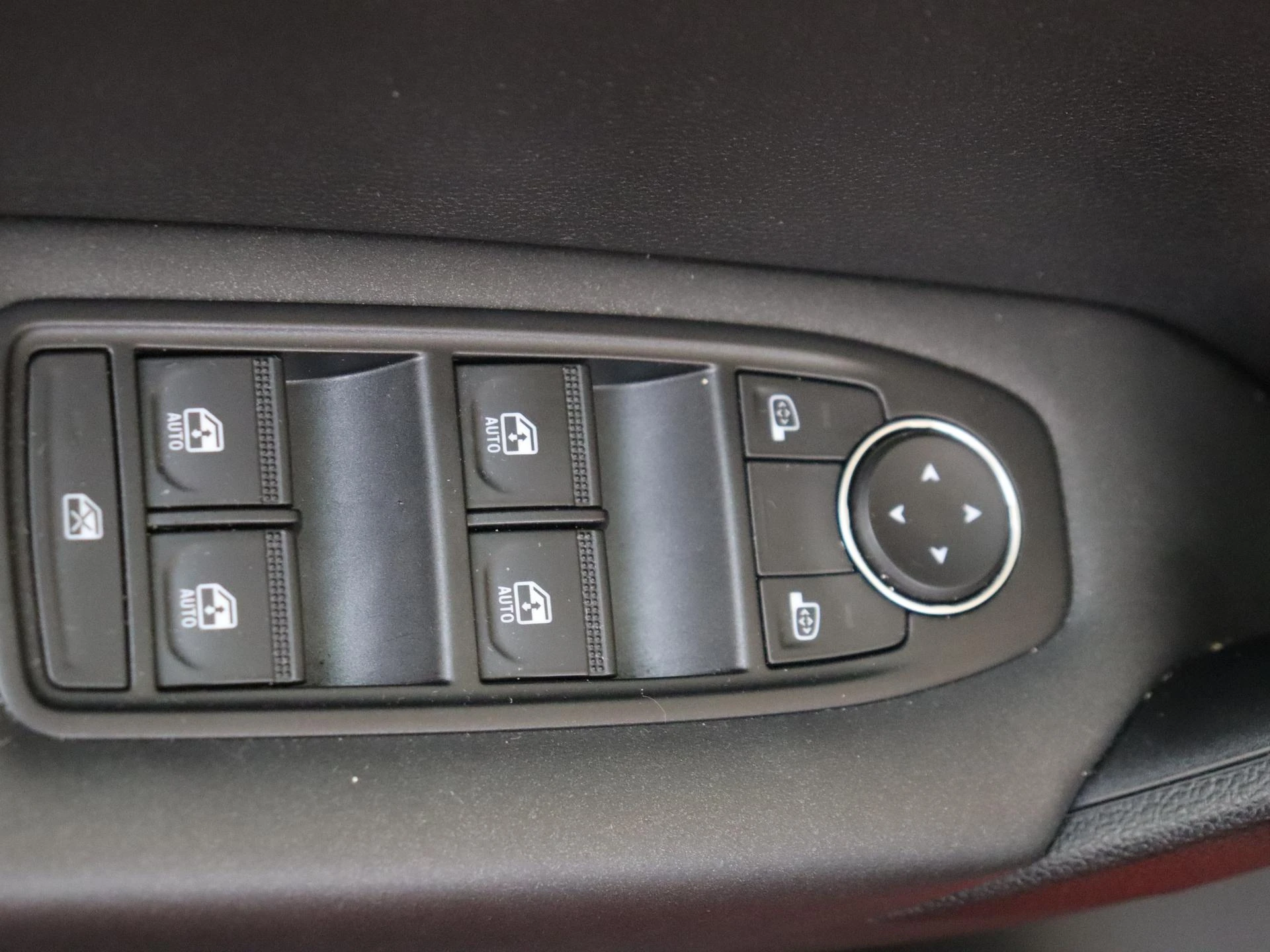 Renault-Captur-image-22