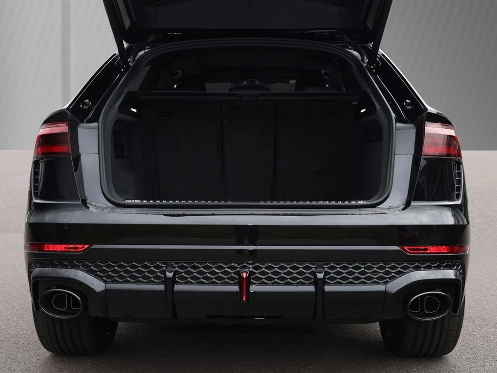 Audi RSQ8 SUV 441 kW tiptronic
