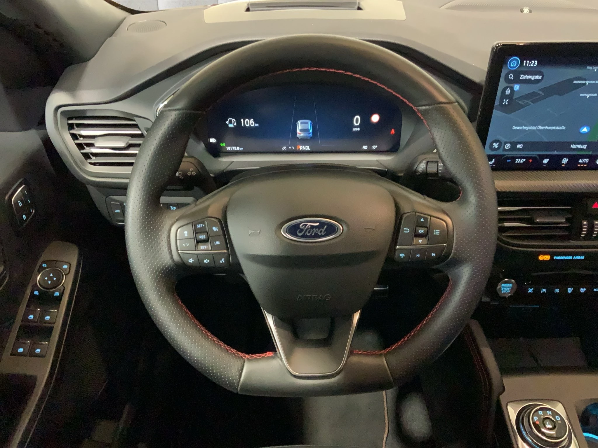 Ford Kuga ST-Line X Aut.*360GRAD*LED-MATRIX*NAVI*GRA*WINTER-PKT.