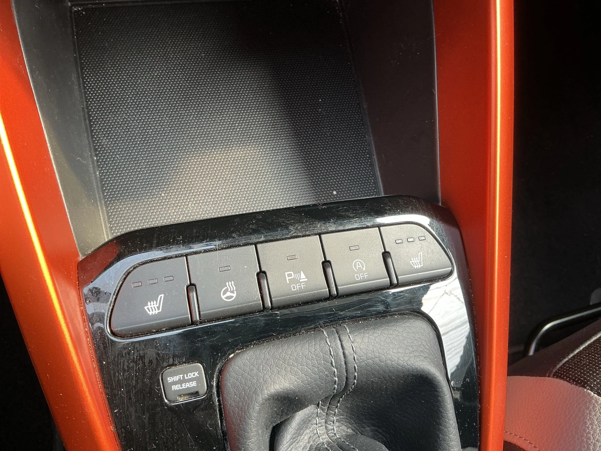Kia Stonic | Spirit | Automatik | LED | SHZ | LRHZ | NAVI | AHK