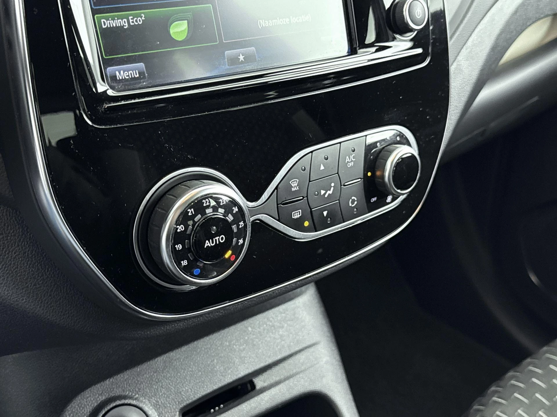 Renault-Captur-image-15