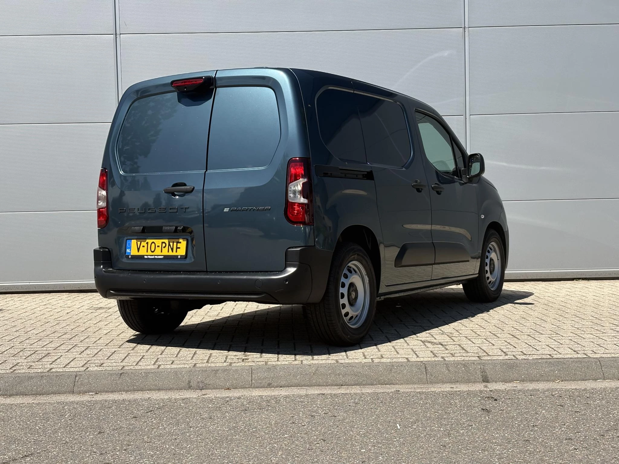 Peugeot e-Partner