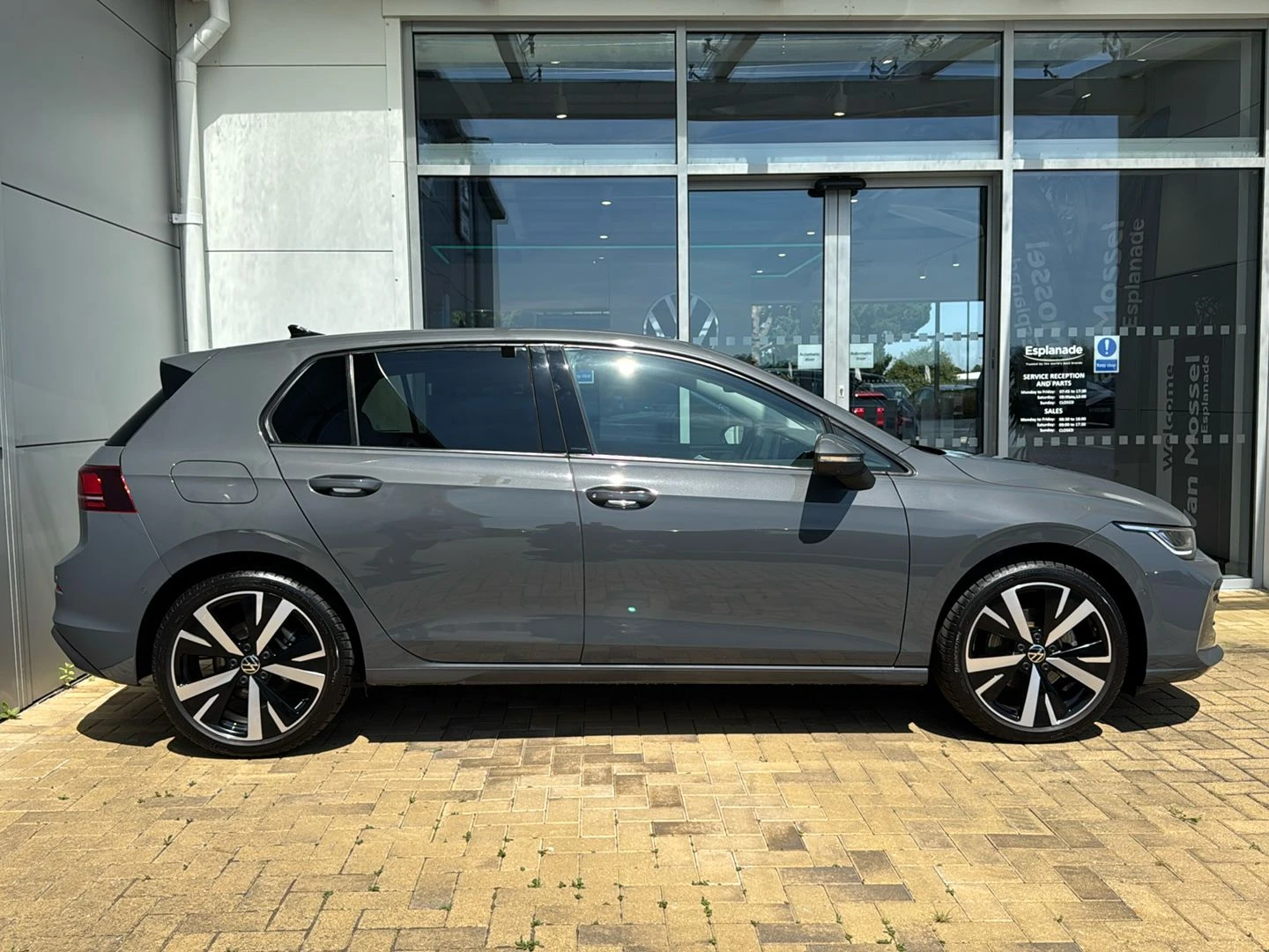 Volkswagen Golf 1.5 TSI Match 5dr