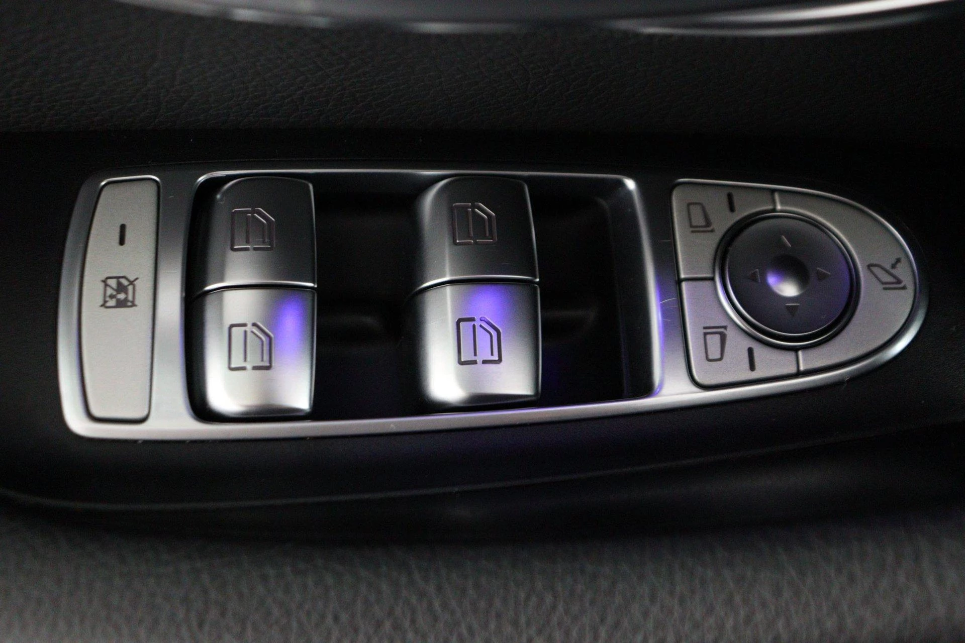 Mercedes-Benz E-Klasse 200 Business Solution Automaat |