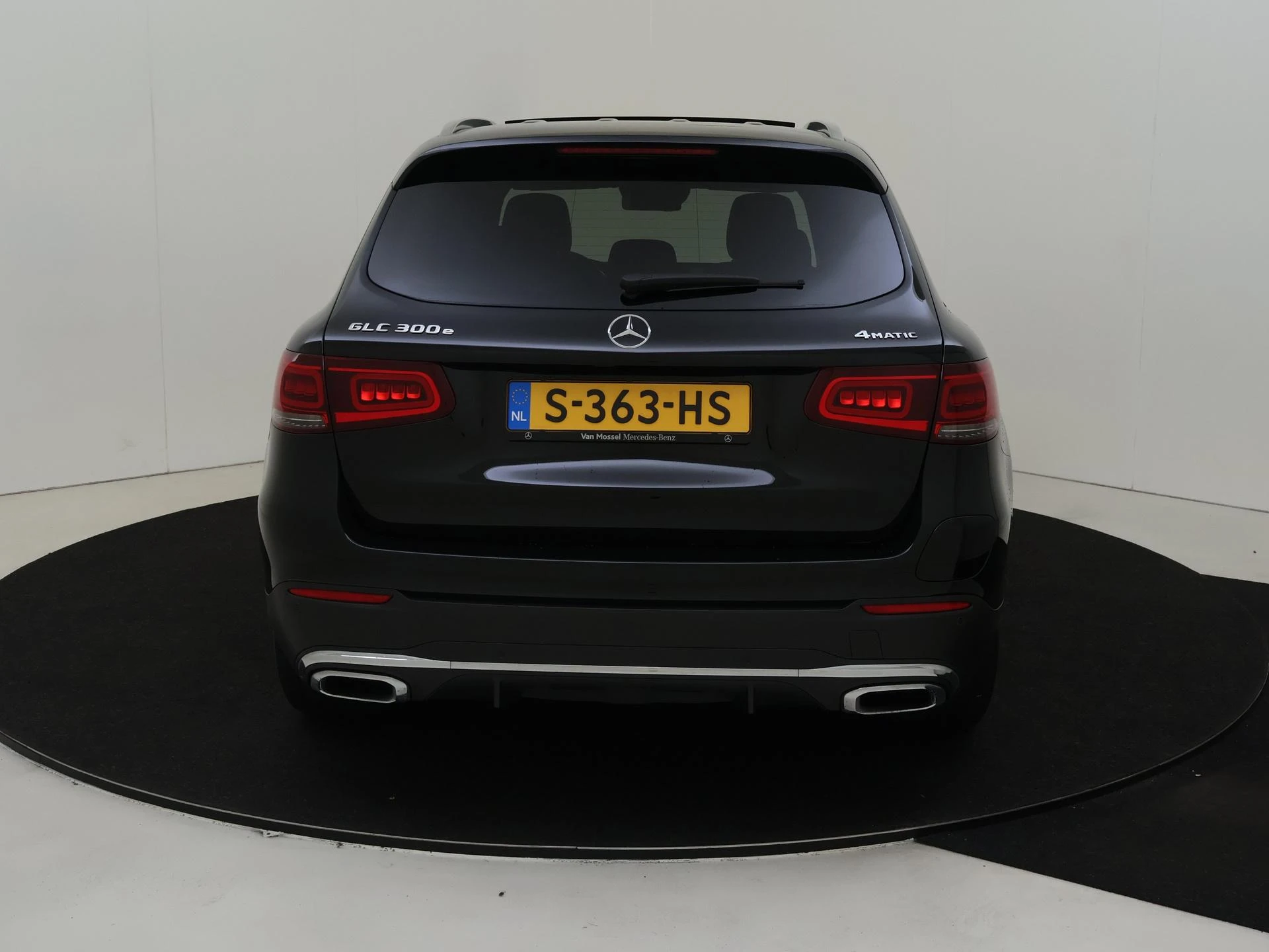 Mercedes-Benz-GLC-image-7