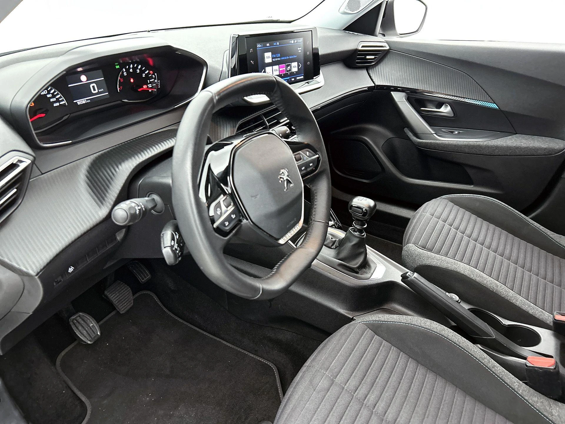 Peugeot-2008-image-21