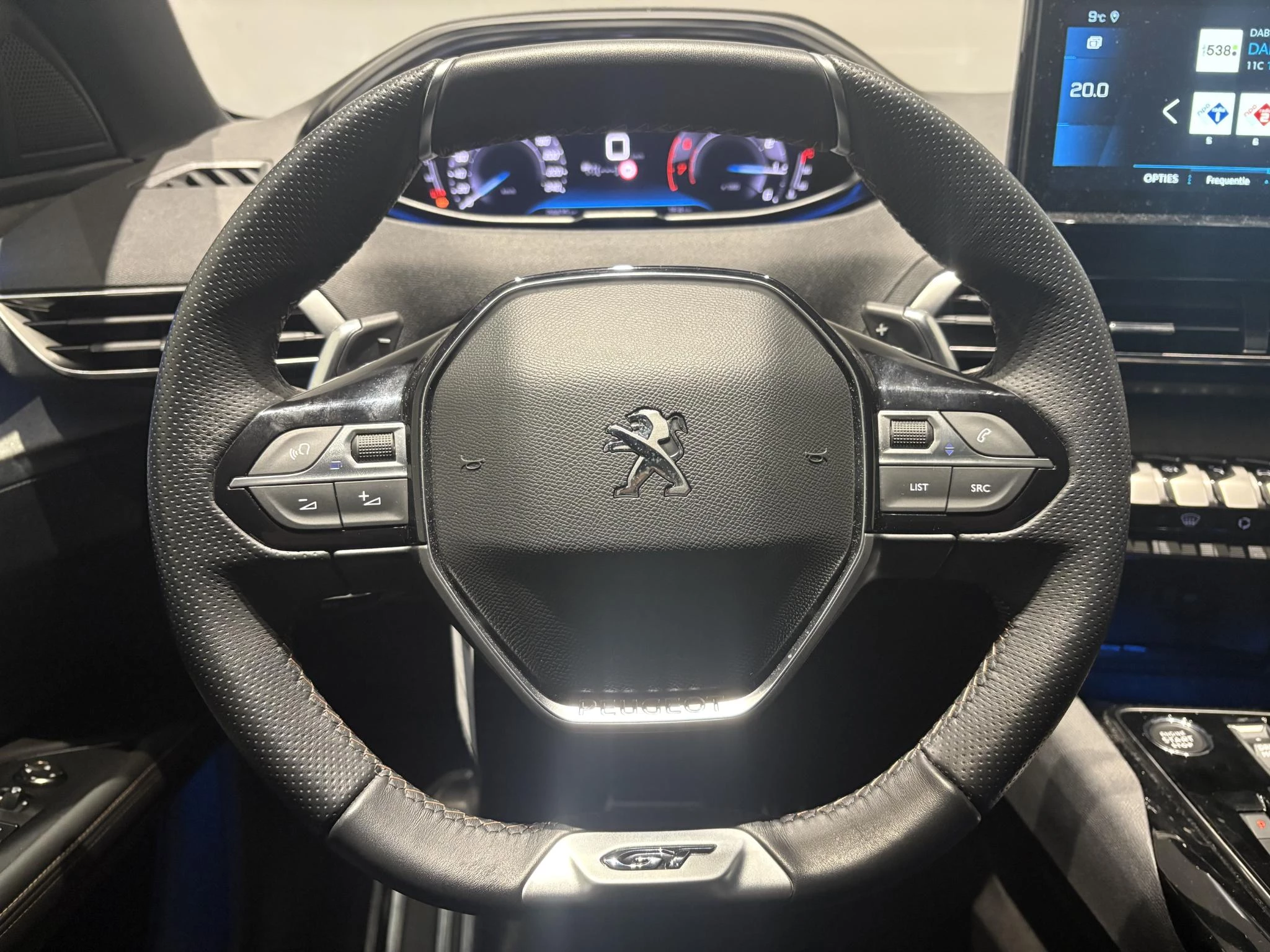 Peugeot-5008-image-21