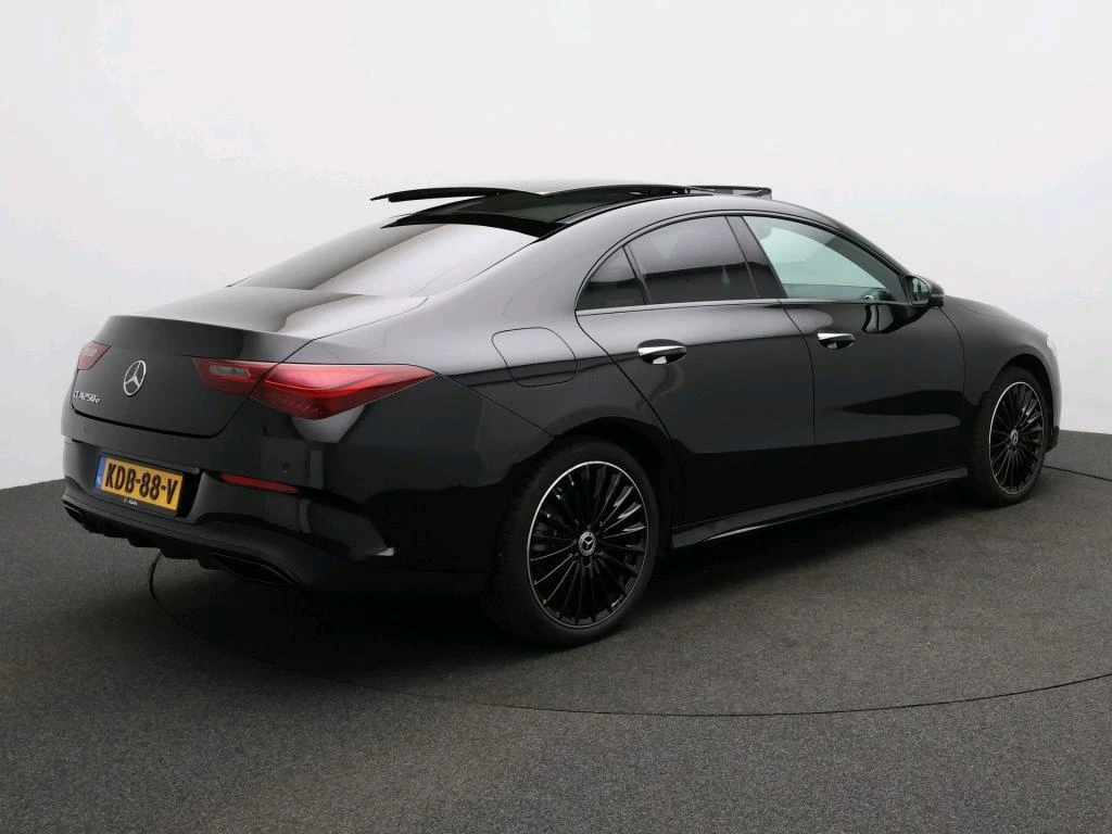 Mercedes-Benz-CLA-image-1