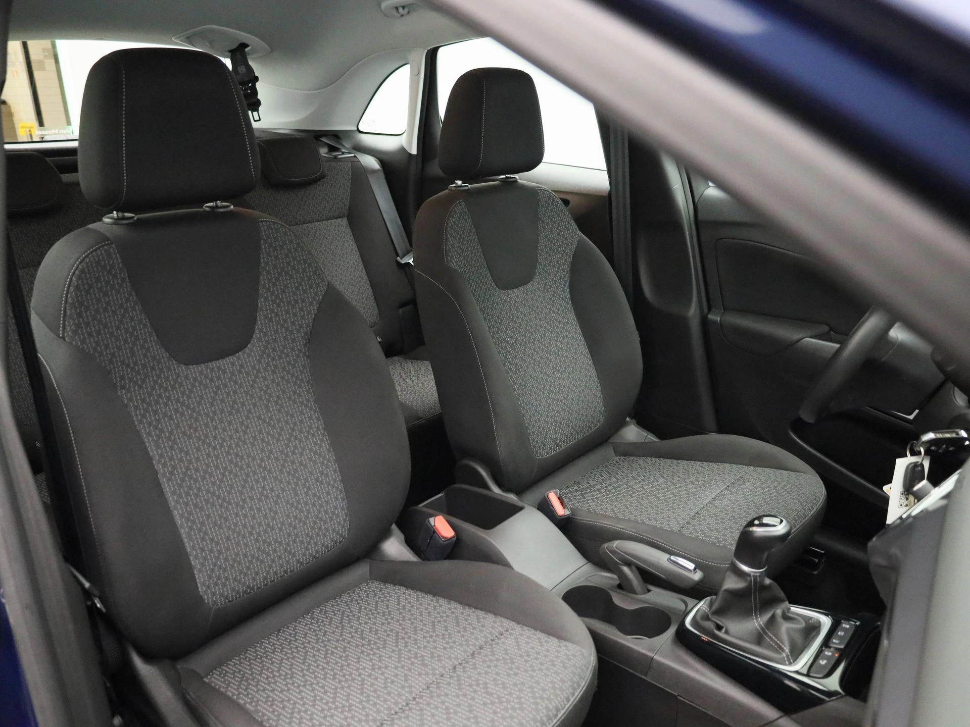 Opel-Crossland-image-36