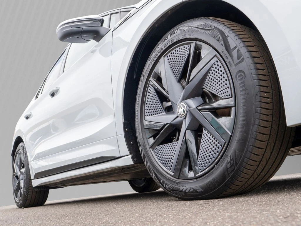 Škoda Enyaq Coupe RS Wärmepumpe, Head Up