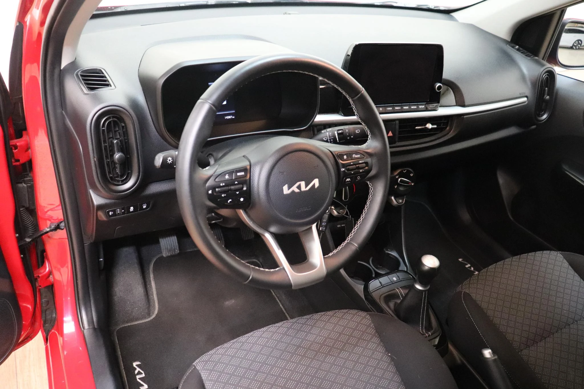 Kia-Picanto-image-13