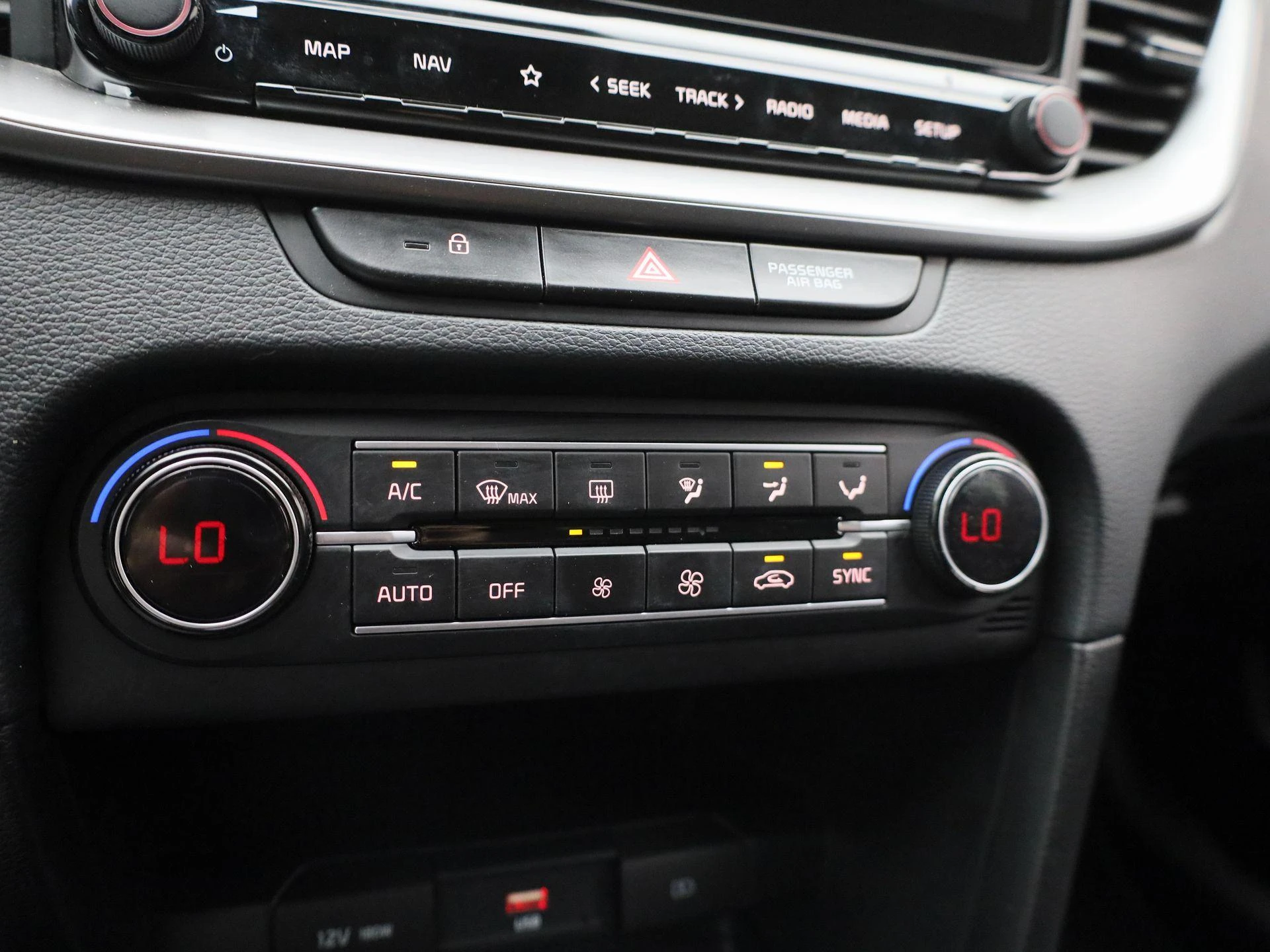 Kia-Ceed Sportswagon-image-24