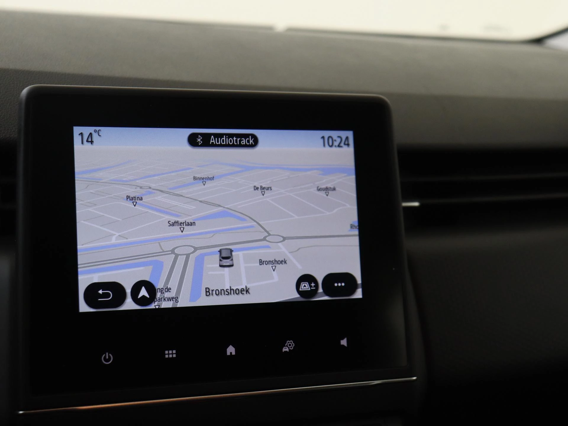 Renault-Clio-image-16