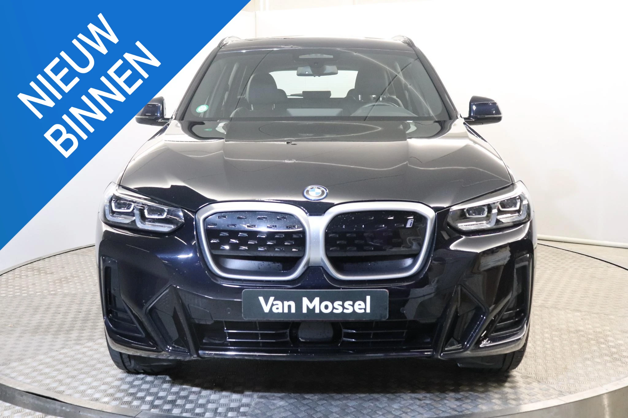 BMW-iX3-image-0