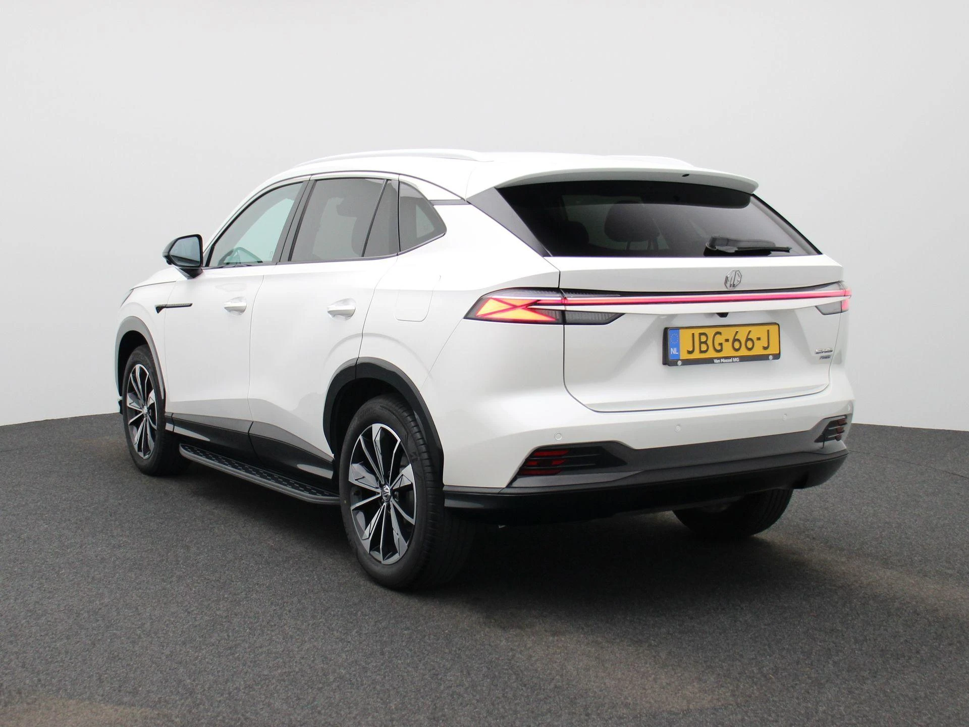 MG-HS-image-1