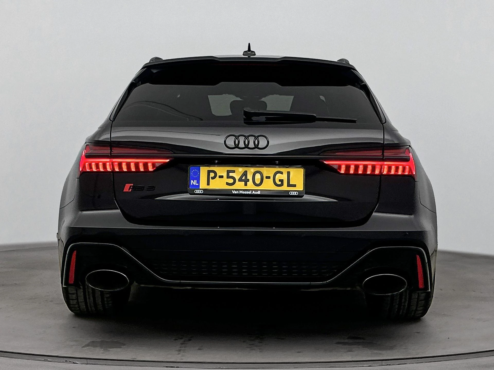 Audi-RS6-image-2