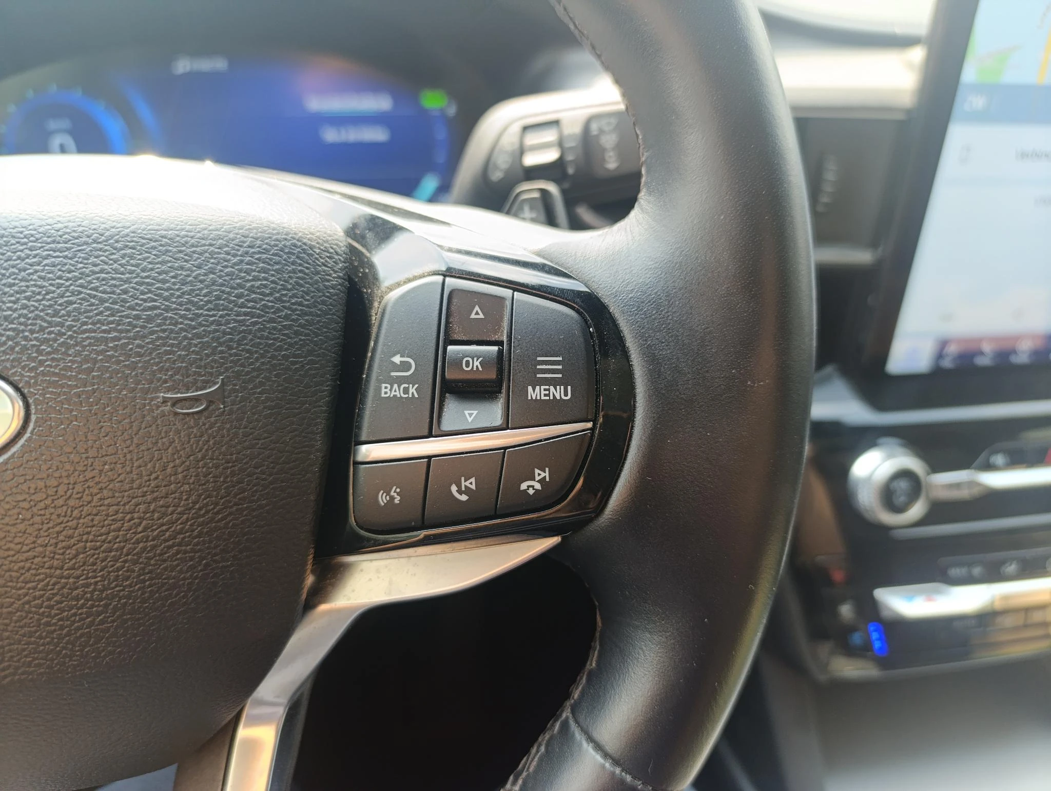 Ford-Explorer-image-30