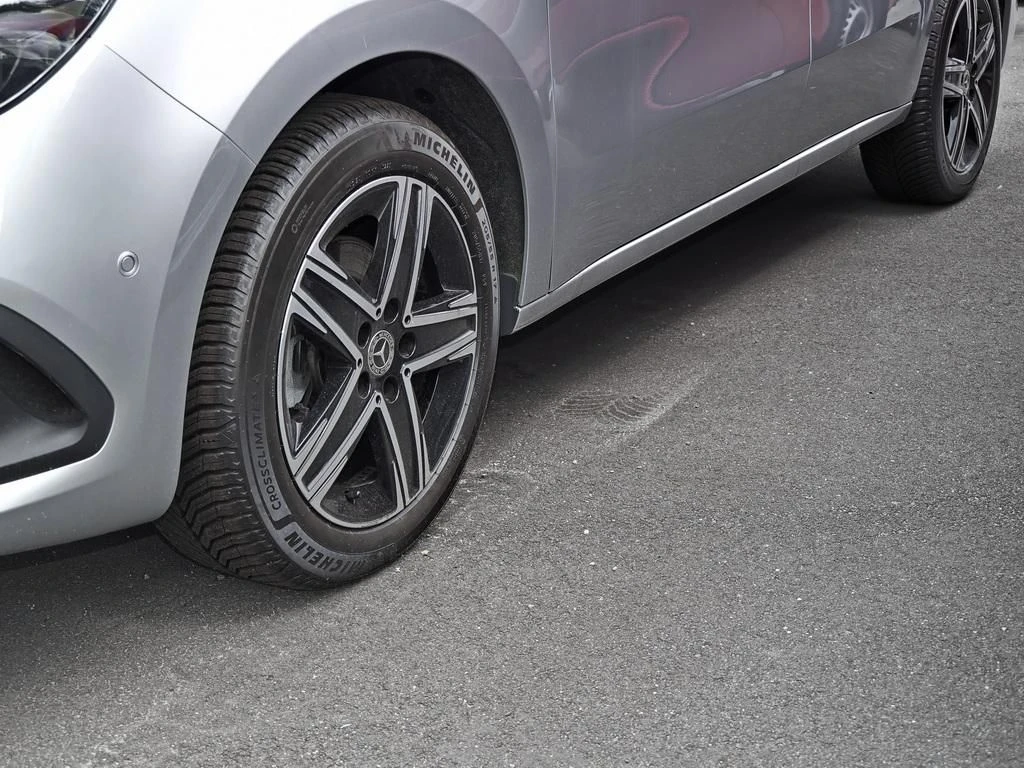 Mercedes-Benz-T-Klasse 180 d-image-6