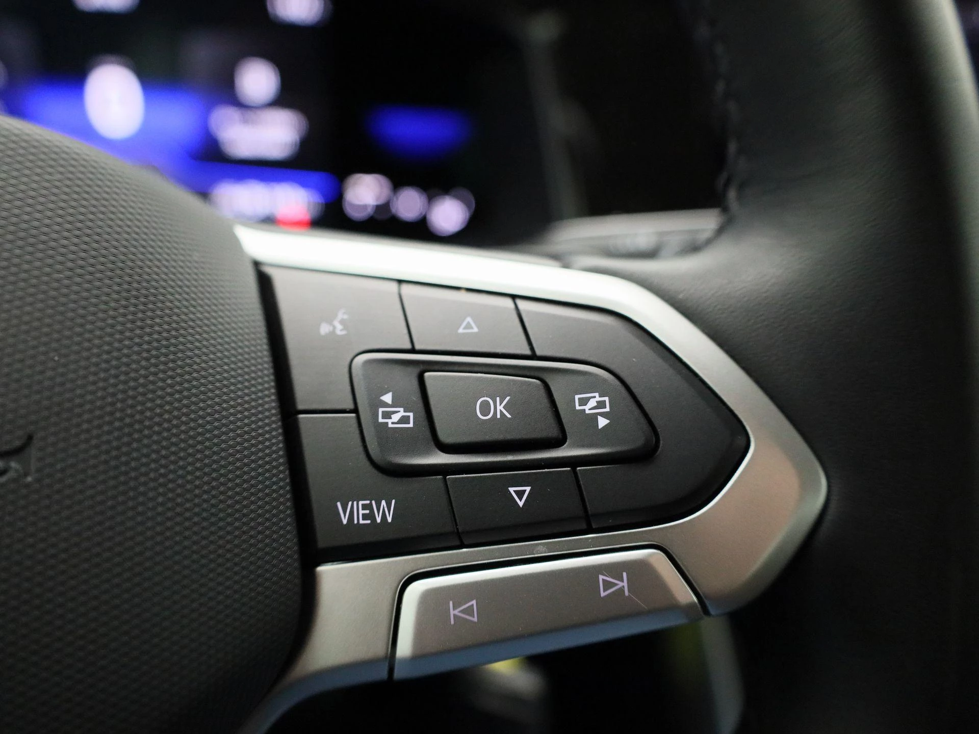 Volkswagen-Polo-image-14