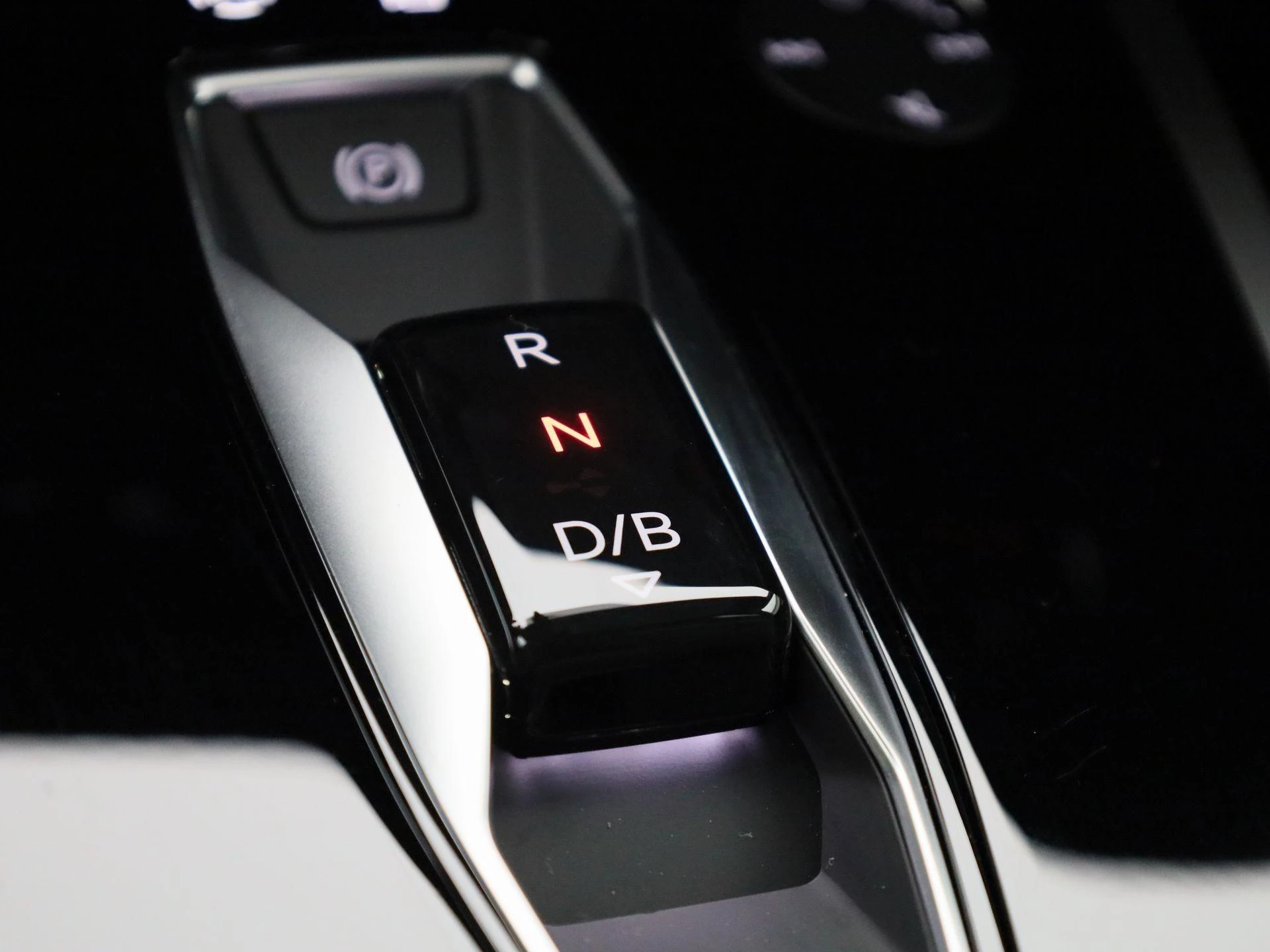 Audi-Q4 e-tron-image-20