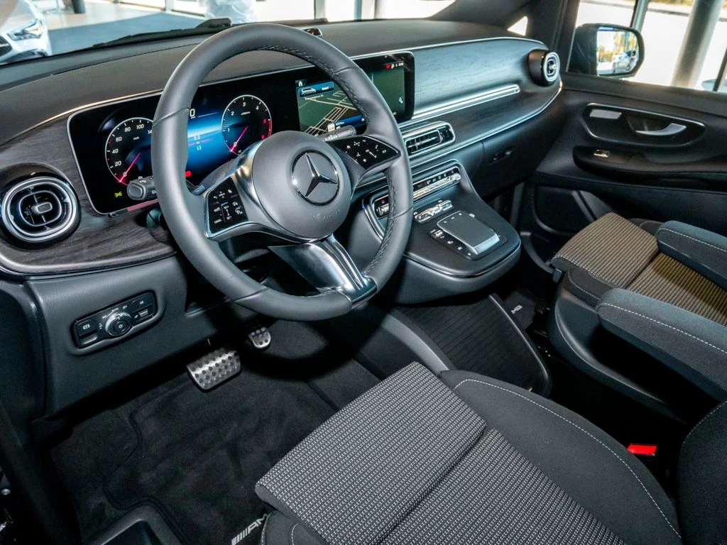 Mercedes-Benz-V-Klasse 300 d-image-7
