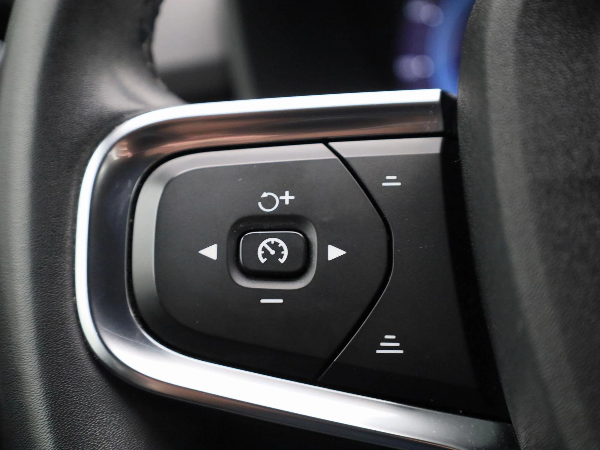 Volvo XC40 Recharge Core