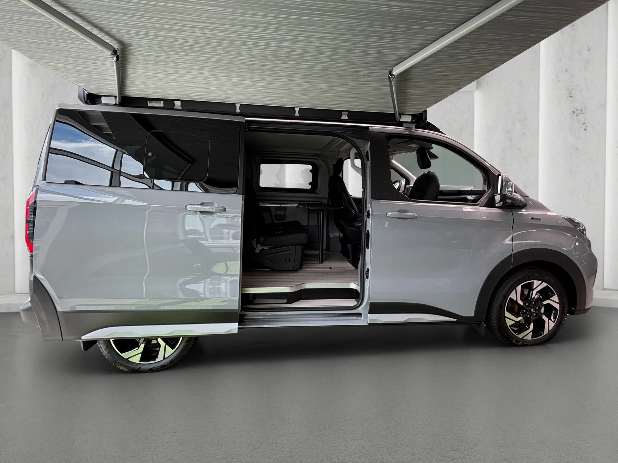 Ford-Nugget-image-5