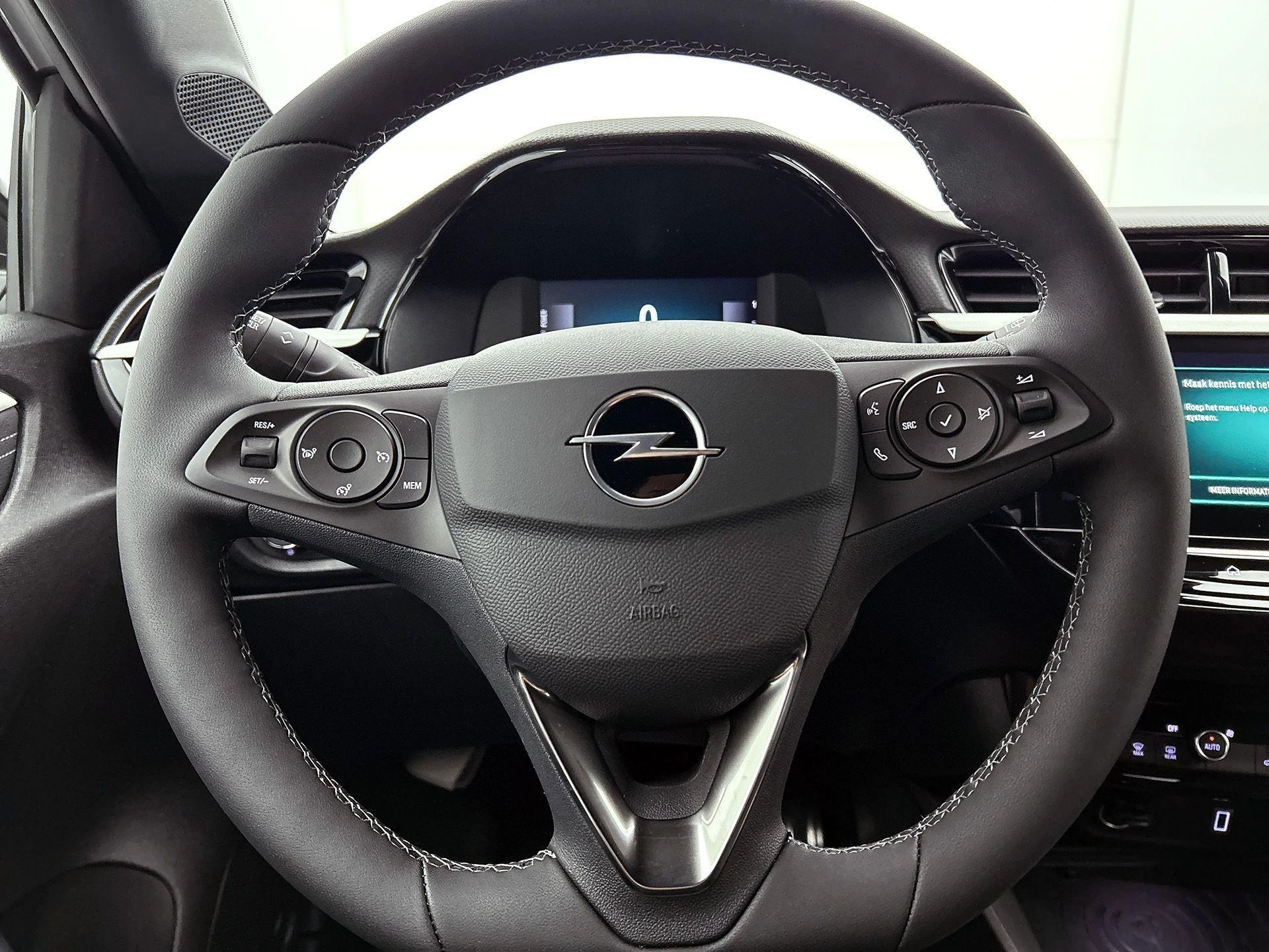 Opel-Corsa-image-18