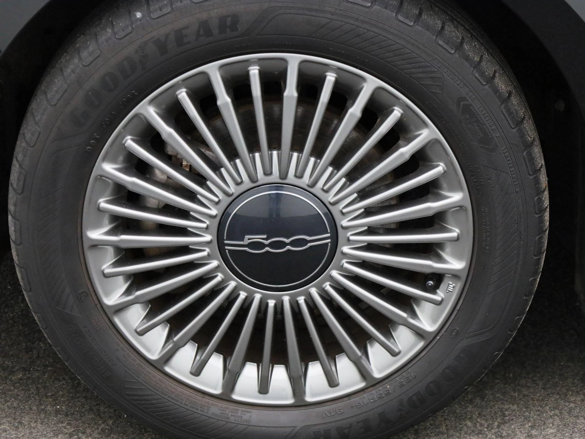 Fiat-500e-image-12