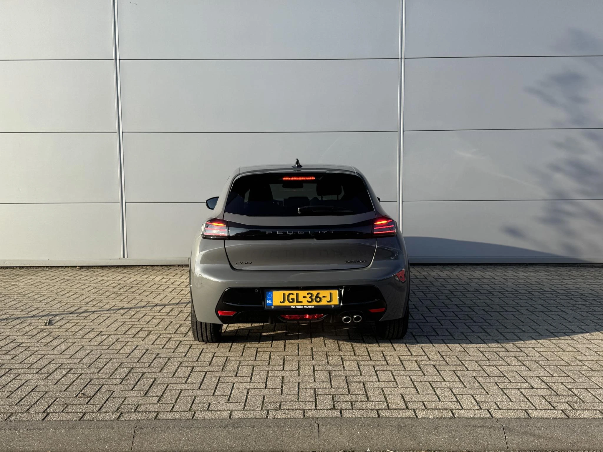 Peugeot-208-image-4