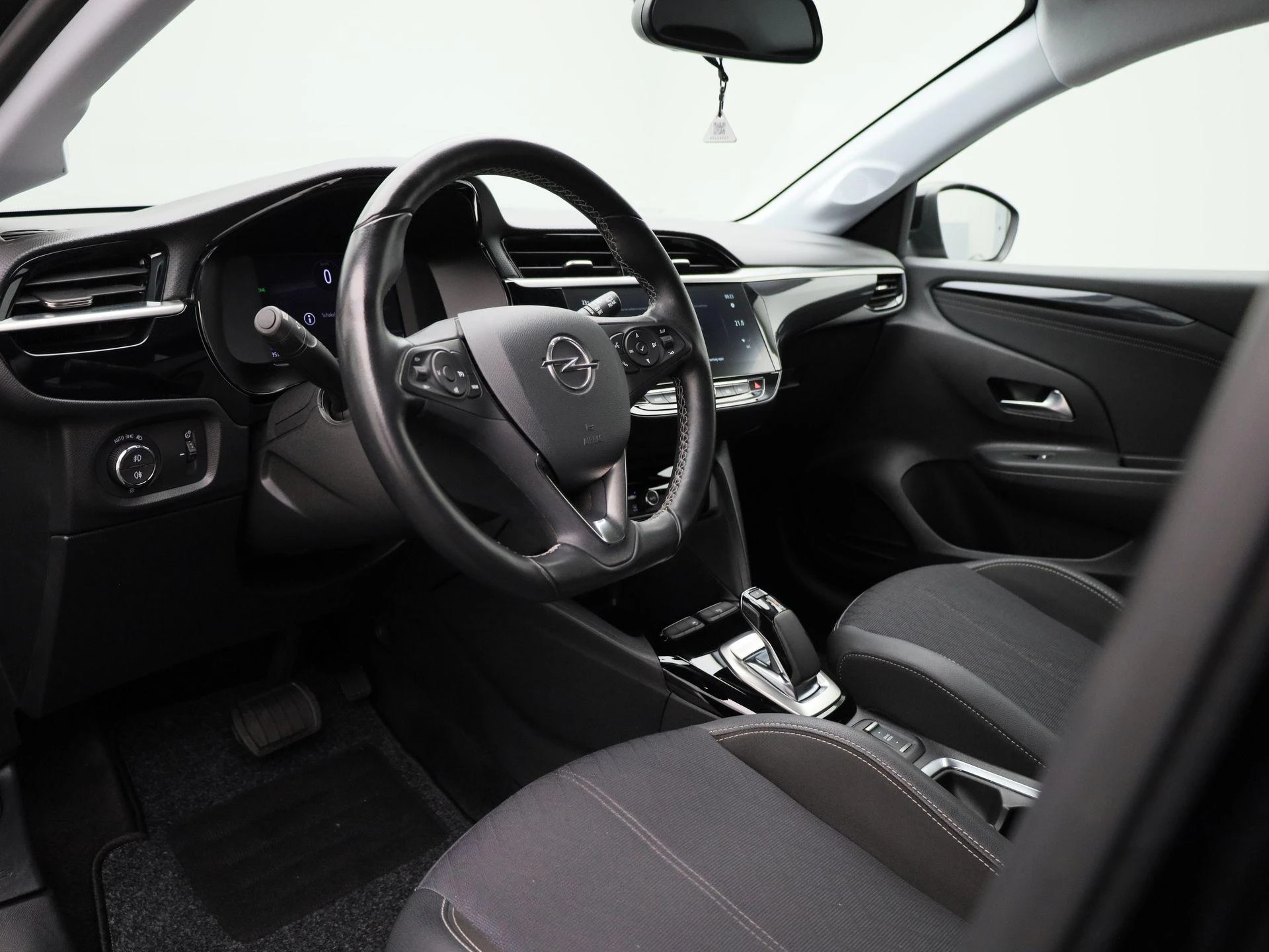 Opel-Corsa-e-image-28