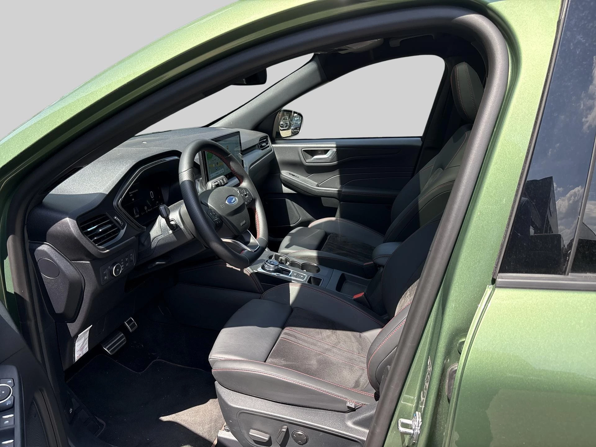 Ford Kuga NEW MODEL - ST LINE X - PANO - AGR - FULL OPTION