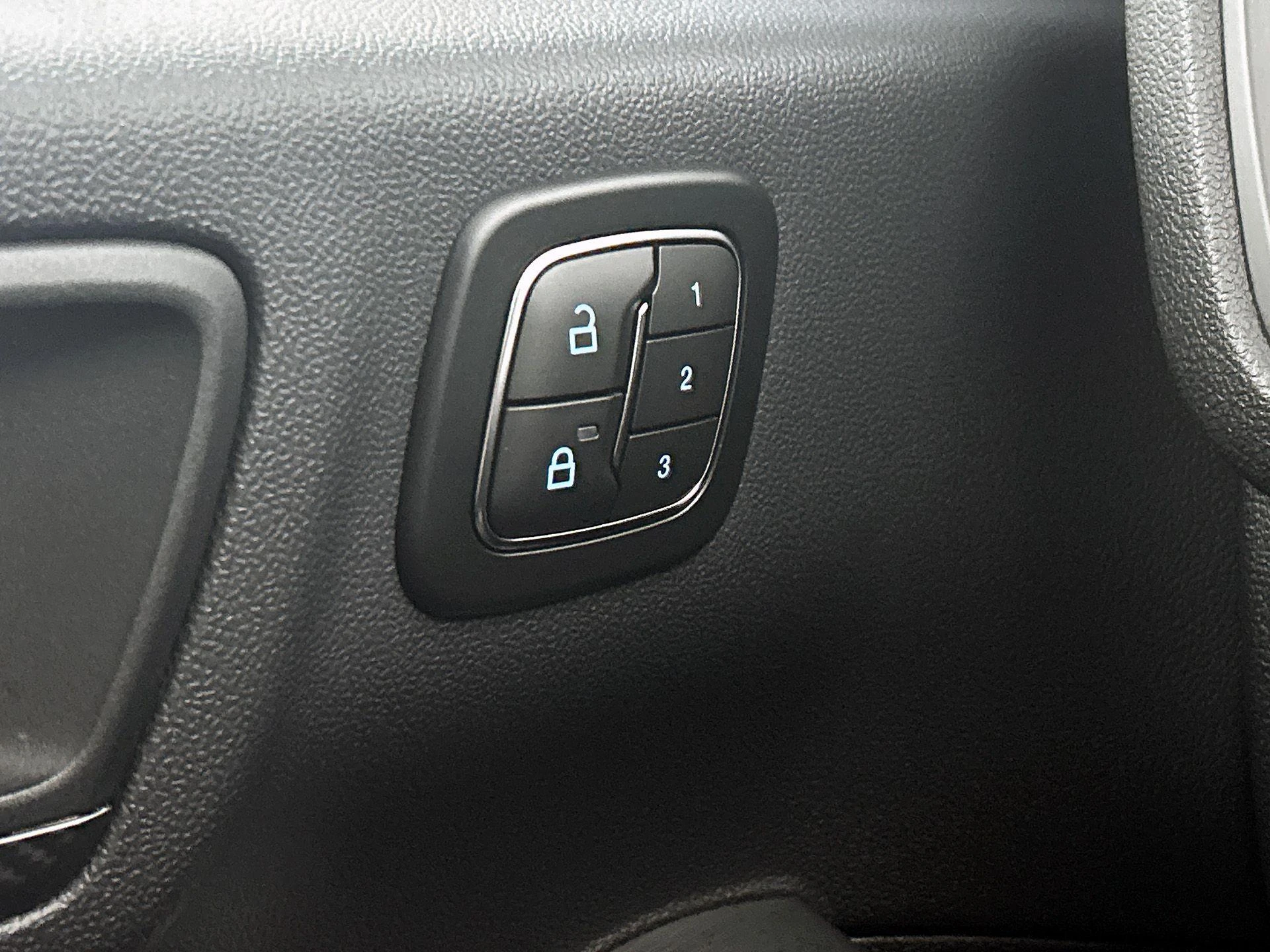 Ford-Kuga-image-10