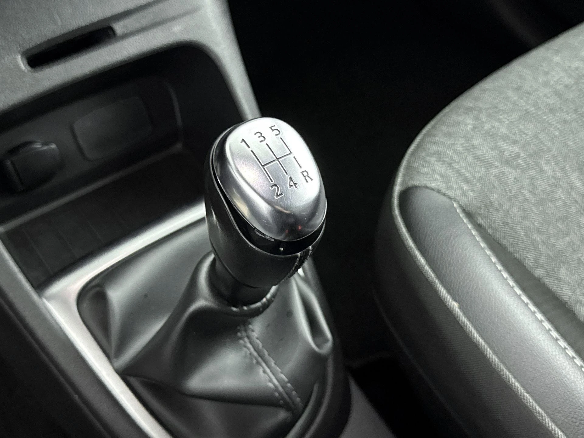 Renault-Captur-image-26