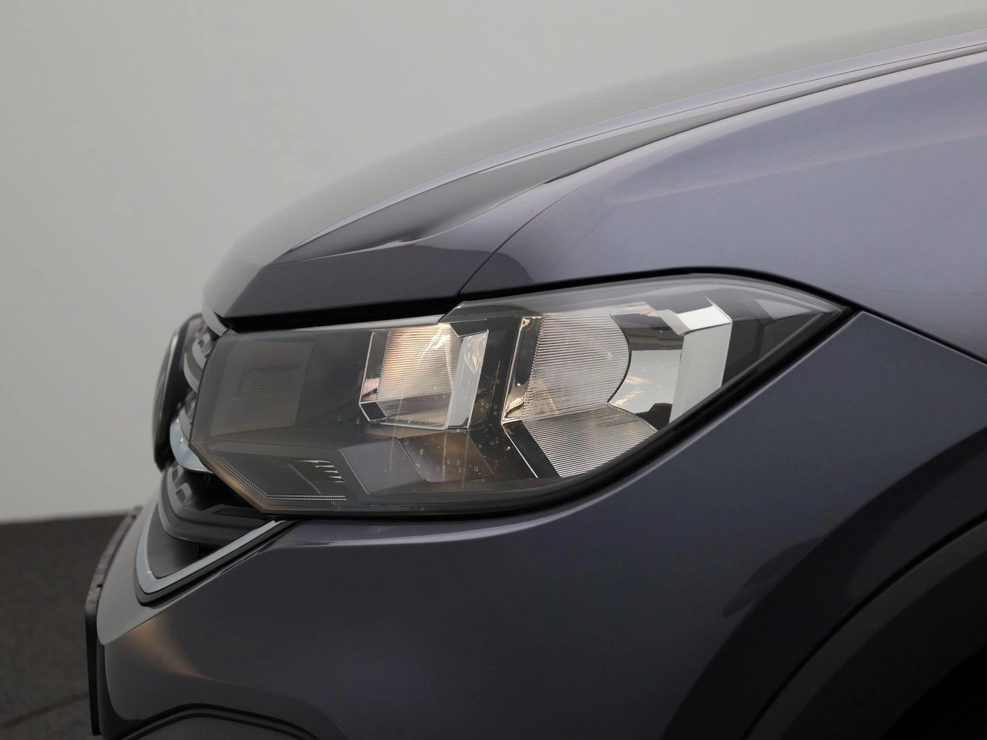Volkswagen-T-Cross-image-14