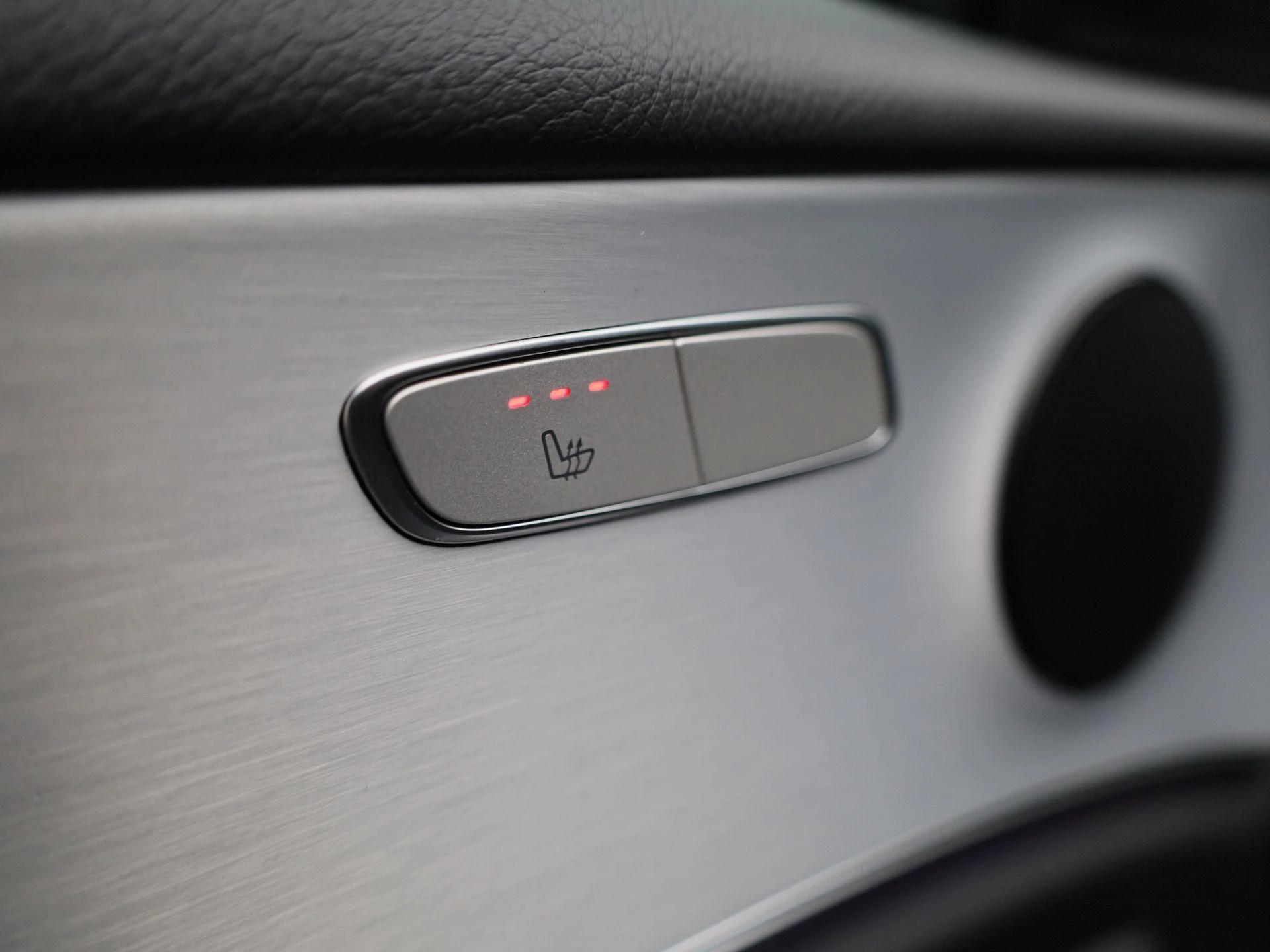 Mercedes-Benz-E-Klasse-image-31