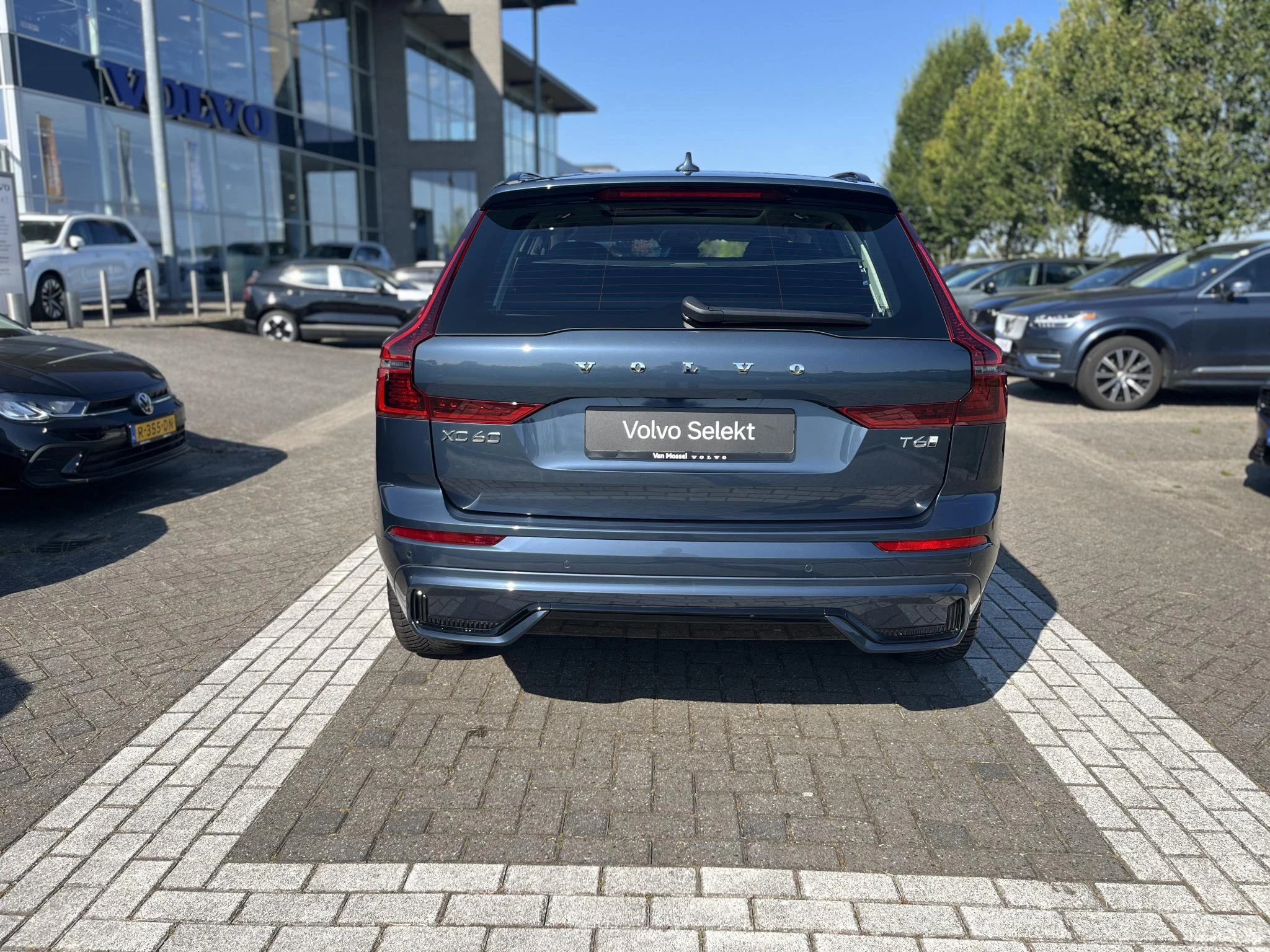 Volvo-XC60-image-15