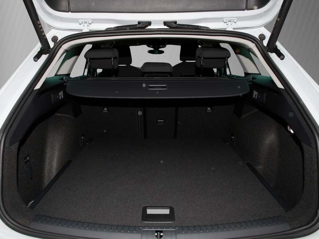 SEAT Leon Sportstourer RE 1.5eTSI 7-Gang-DSG