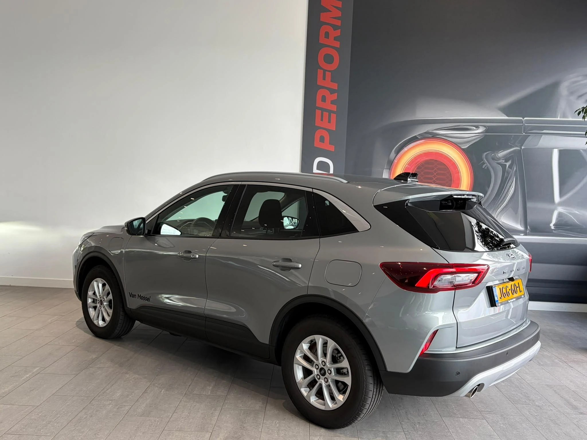 Ford-Kuga-image-2